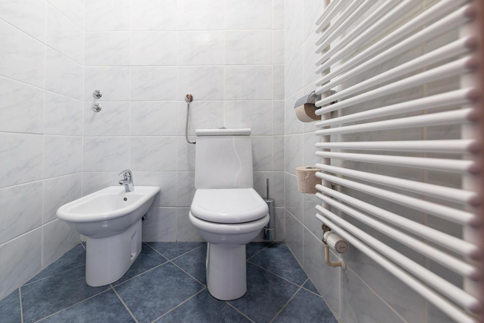 Hotel Spica Lasko Bagian luar foto